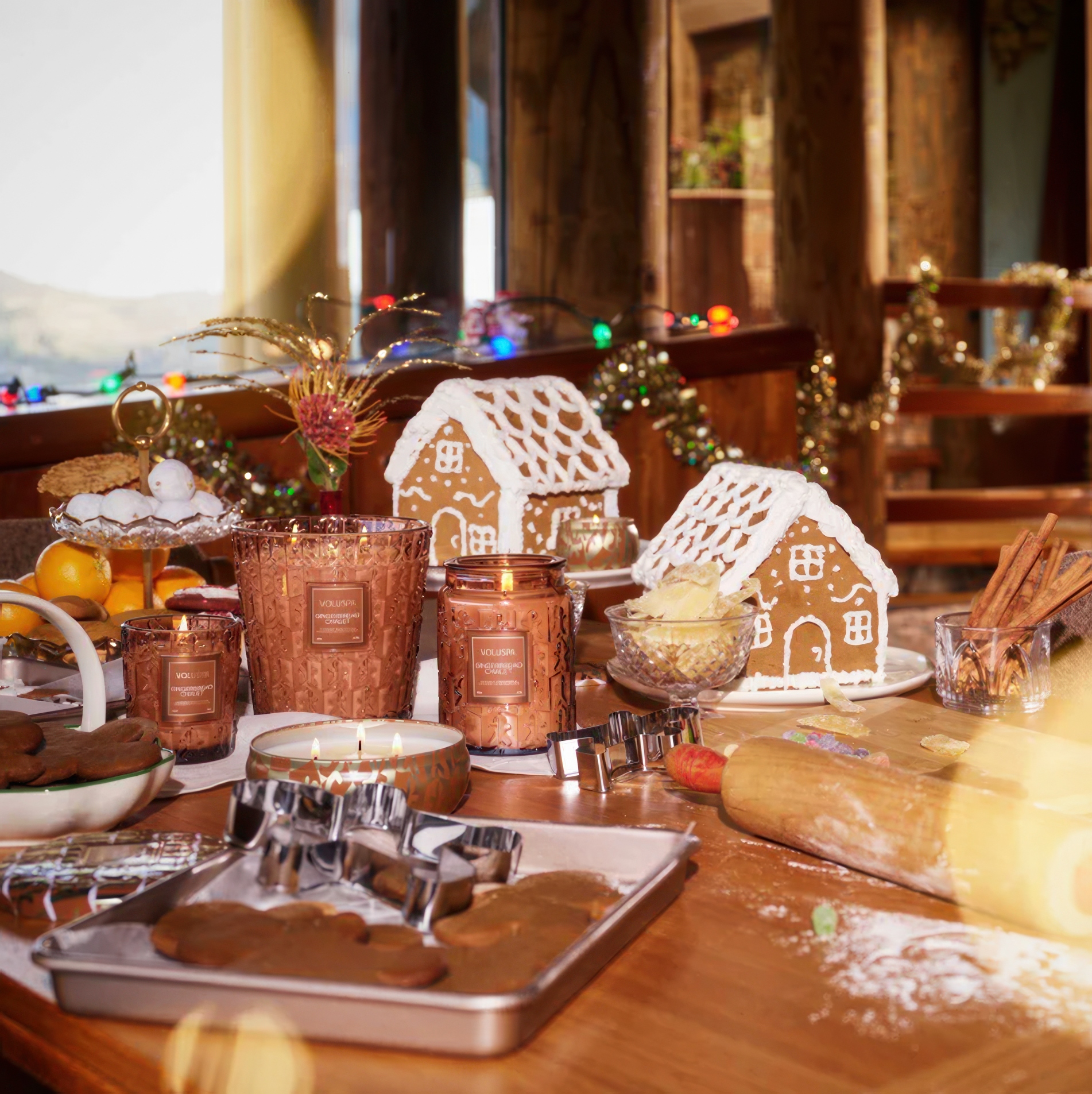 GINGERBREAD_CHALET_1