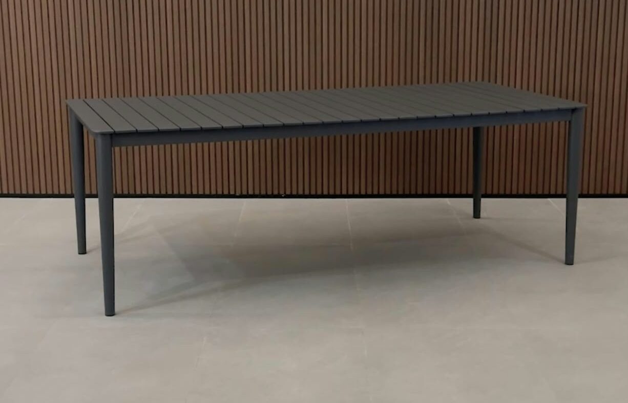 mesa aluminio 220